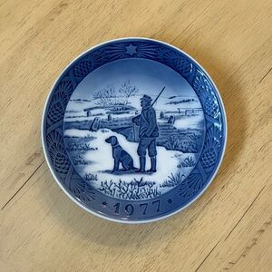 Royal Copenhagen 1977 Christmas Plate “Immervad Bridge” – First Quality Denmark